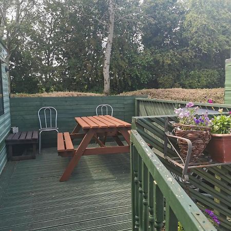 Lochlands Caravan Park X Villa Forfar Bagian luar foto